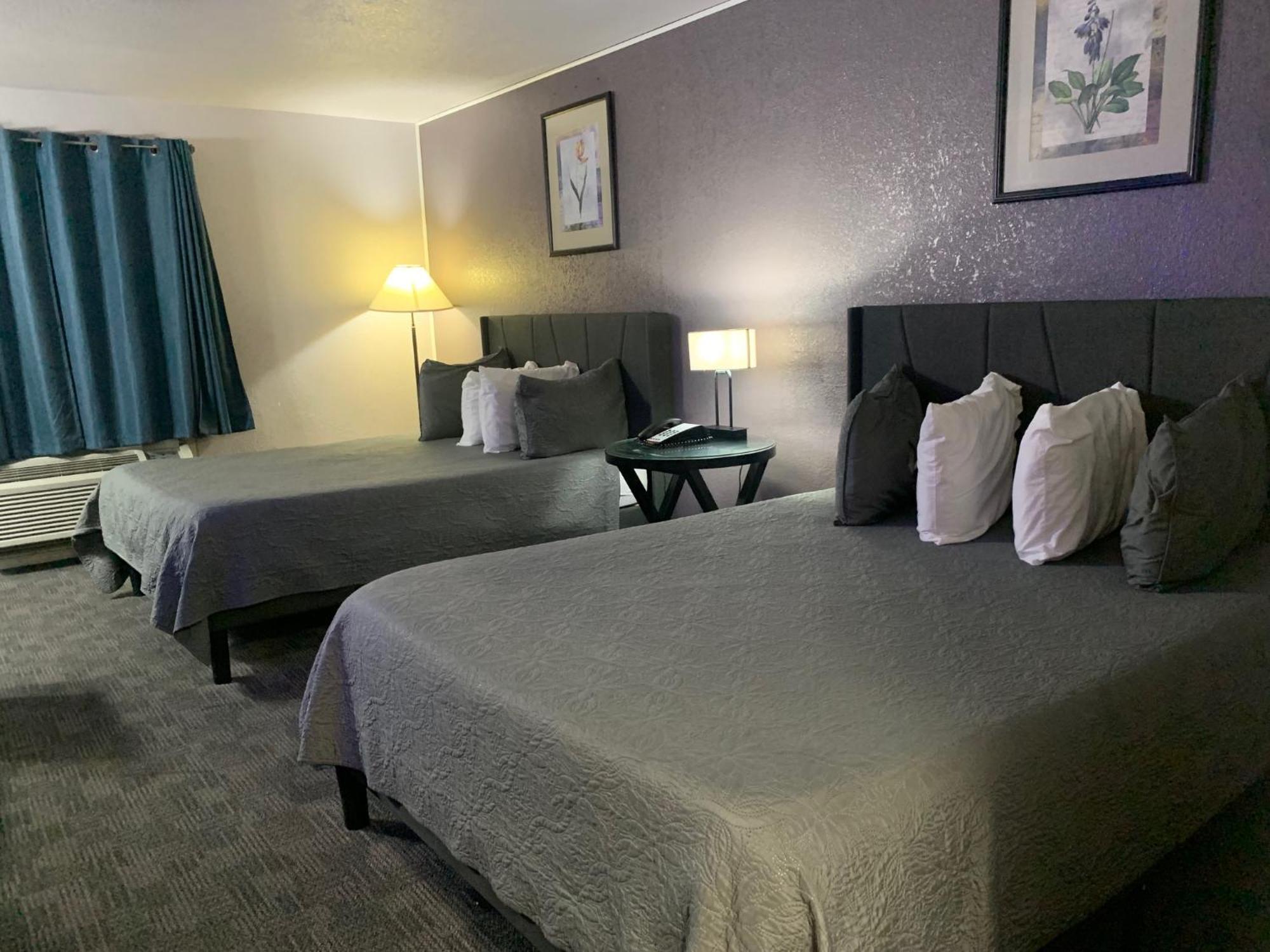 R Nite Star Inn And Suites -Home Of The Cowboys & Rangers Арлінгтон Екстер'єр фото